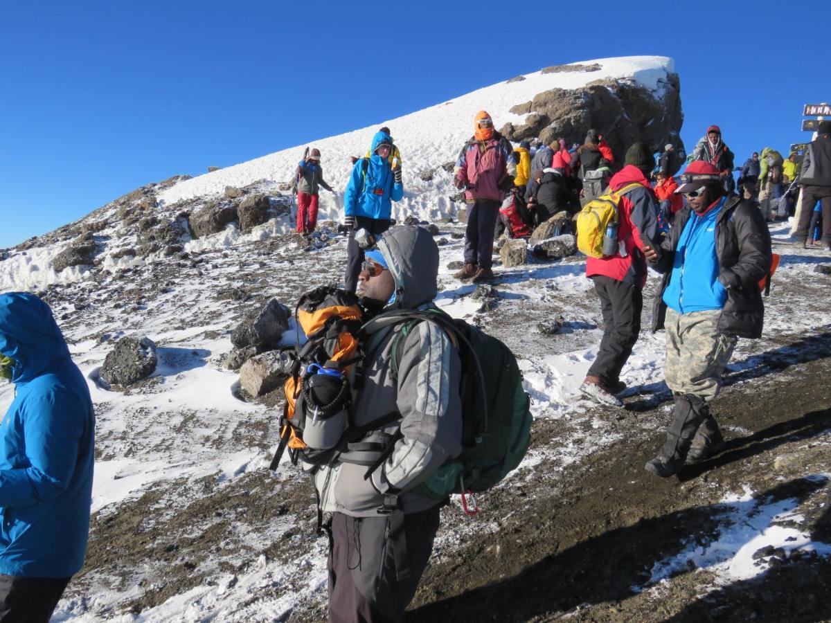 Africa Natural Tours - Kilimanjaro White House Hotel Moshi Esterno foto